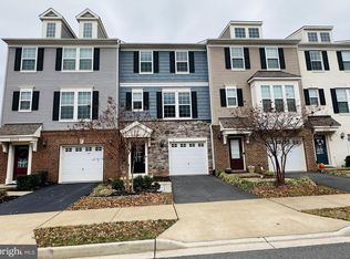 8527 Fortrose Dr, Manassas, VA 20109