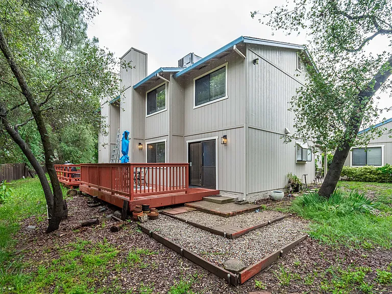 4062 Quarry Ct — Photo 23