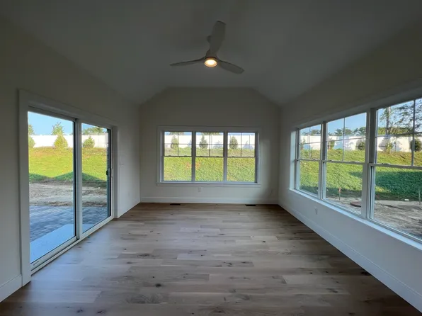 46 Sage Lane #5, Portsmouth, NH 03801