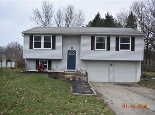 802 Ridgeview Dr, Medina, OH 44256