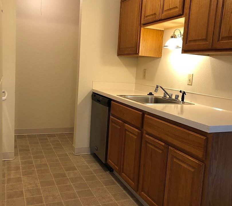 2nd image of 3877 NE 152nd Ave #3877