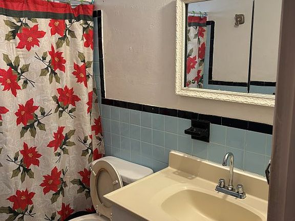 2nd image of 3435 Riverdale Ave Floor 3