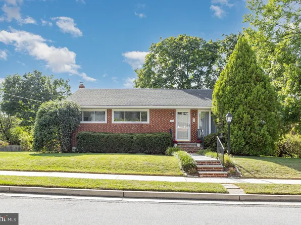 1206 Malbay Dr, Lutherville Timonium, MD 21093