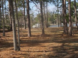 309 Canal St, Bonneau, SC 29431