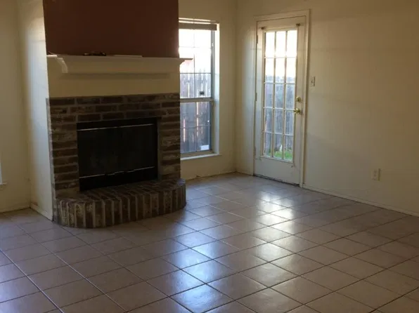 7005 Wagonwheel Rd, Fort Worth, TX 76133