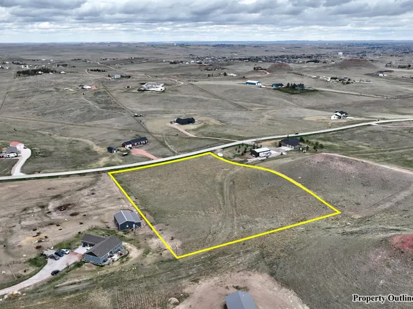 6201 Red Hills Rd, Gillette, WY 82718