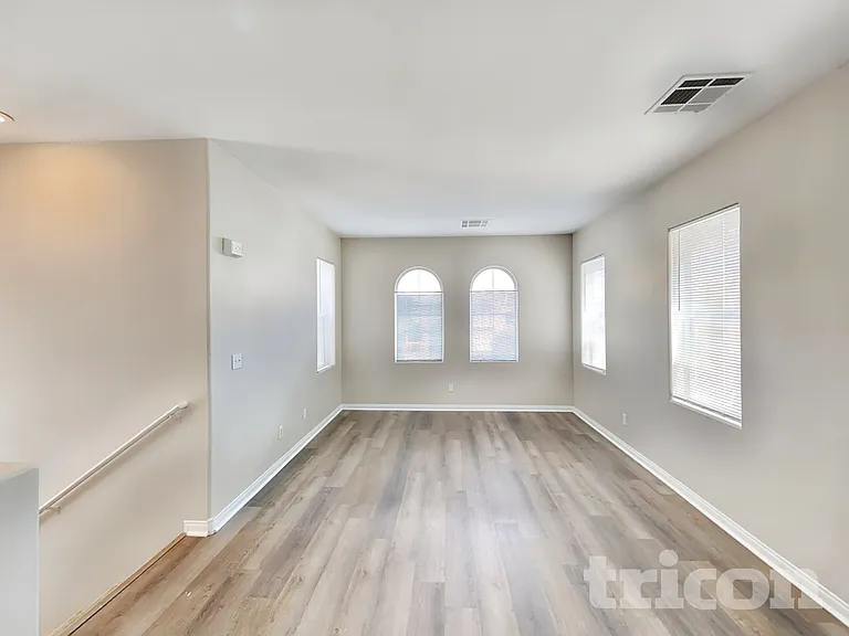 9517 Summer Furnace St — Photo 2