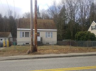 30 Oak St, Rochester, NH 03839