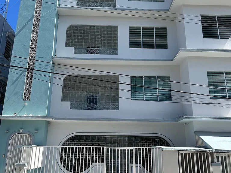 515 Calle Barbe #1B — Photo 10