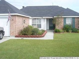10061 Park Ridge Ave, Denham Springs, LA 70706