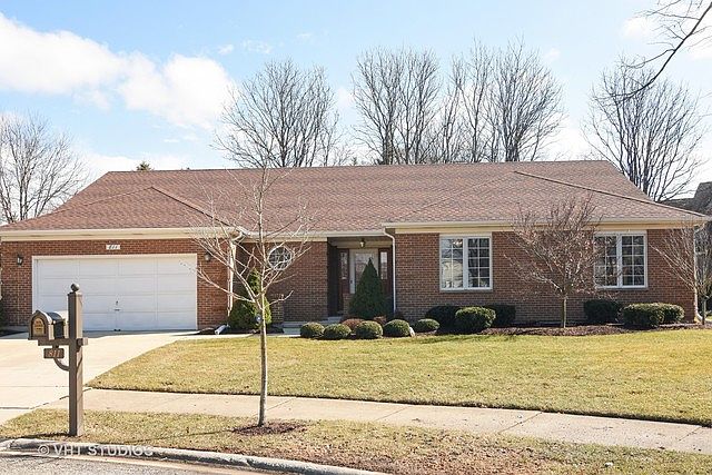 1st image of 811 E Jennifer Ct