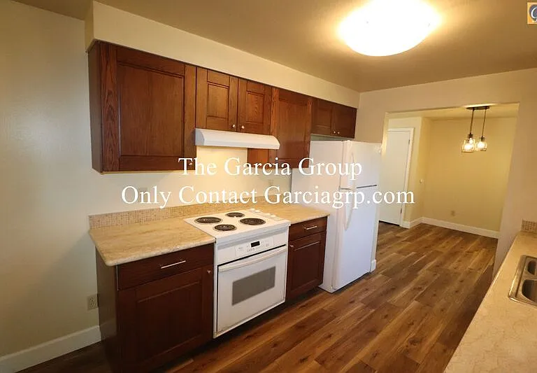 20540 NW Highland Ct — Photo 7