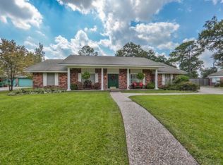 5013 Ashwood Dr, Baytown, TX 77521
