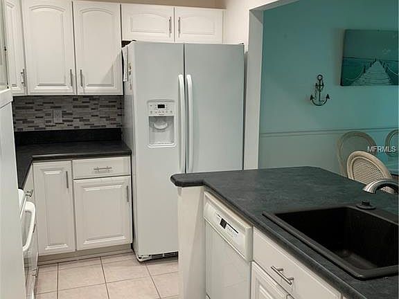 3rd image of 100 Sweetgum Woods Ct APT 12B