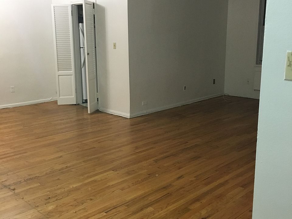 2nd image of 461 Ovington Ave