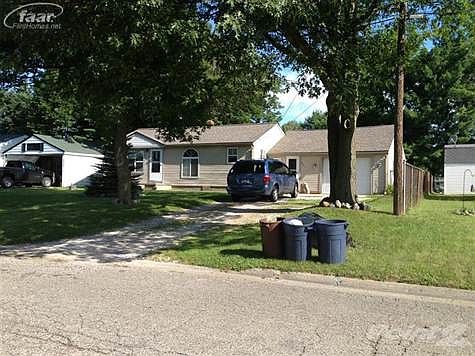 3rd image of 5079 Marilyn Dr