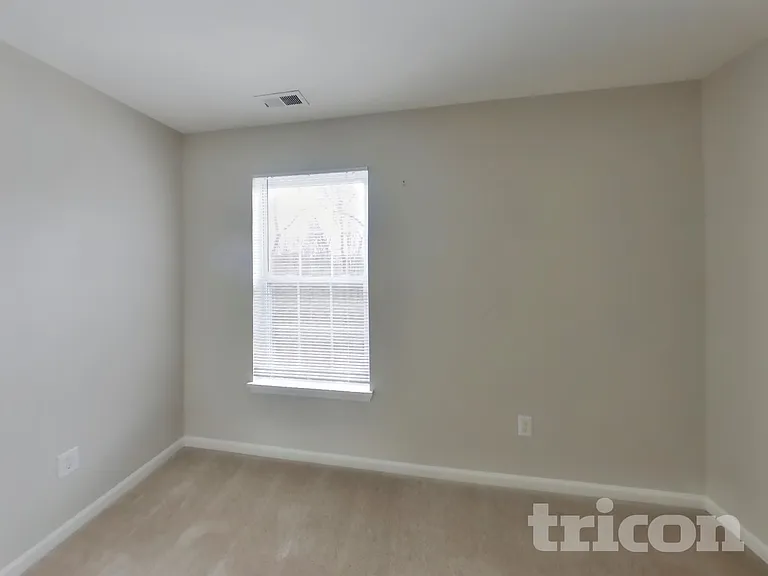 10213 Blue Sky Dr — Photo 16