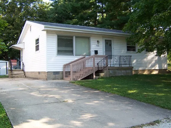 455 Prospect Ave, Paxton, IL 60957