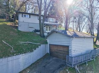 24691 Edelweiss Dr, Crestline, CA 92325