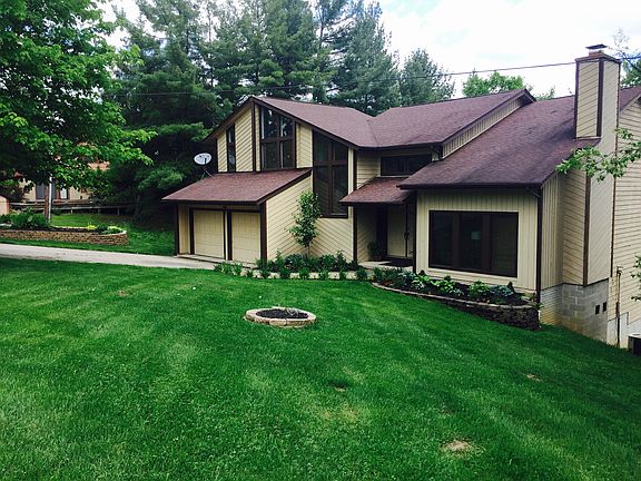 3rd image of 7874 Country Club Rd