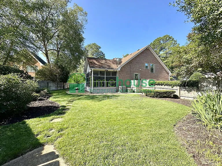 948 Forest Lakes Cir — Photo 33