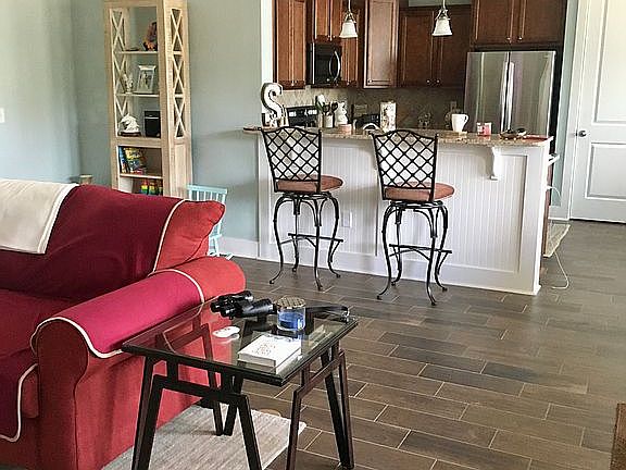 Living room to breakfast bar