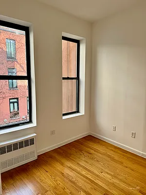 Rented by Voro New York | media 17