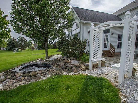 3rd image of 6249 Highland Green Dr