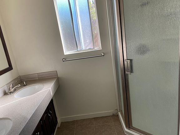 5th image of 510 Calero Ave