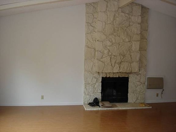 living rm and hardwood fl