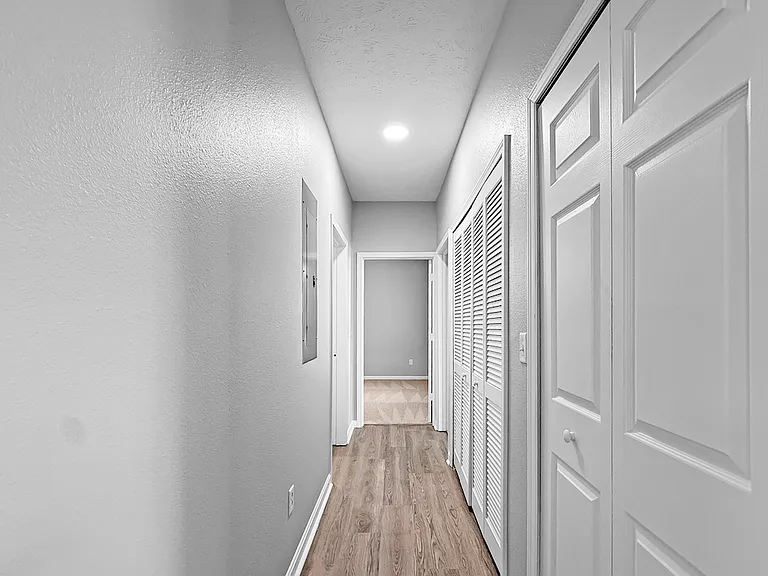 Beaver Creek Apartments — Photo 45