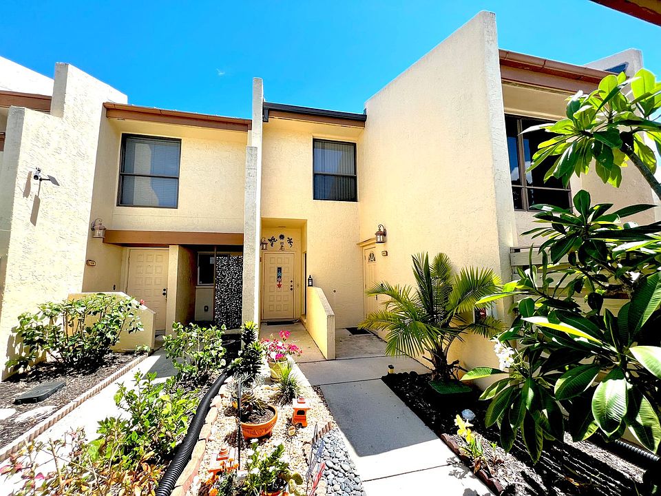 1st image of 8805 Lateen Ln APT 203