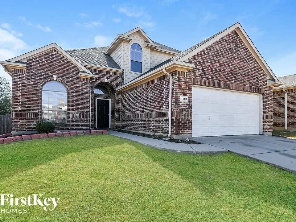1101 Sunderland Ln