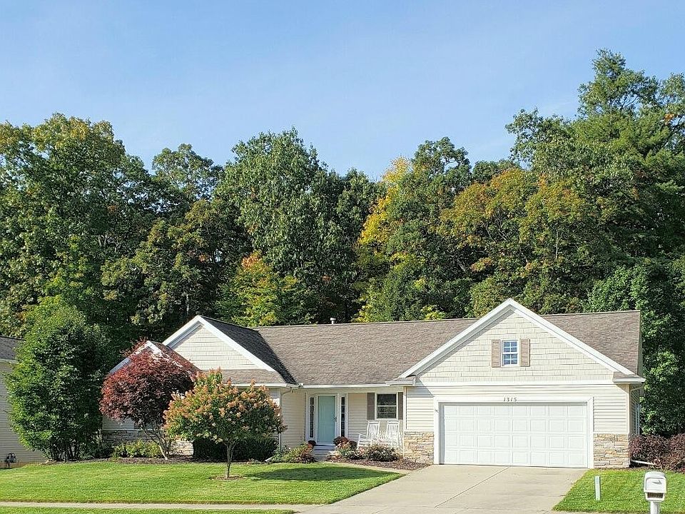 1st image of 1315 Millwood Dr NE
