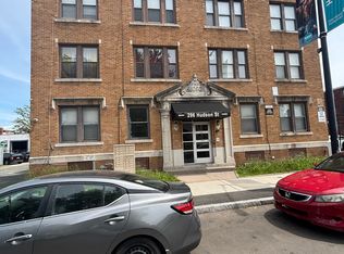 296 Hudson St APT B1, Hartford, CT 06106
