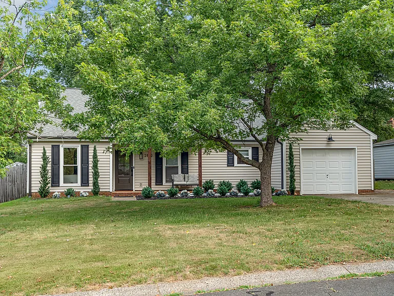 2812 Olde Whitehall Rd — Photo 3