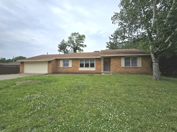 1308 W Kirby Ave, Champaign, IL 61821