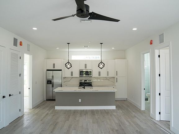 3rd image of 1516 Minnesota Ave #2