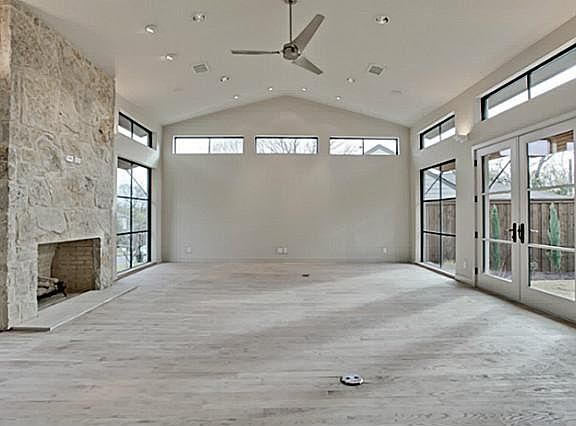 5th image of 6906 Wildgrove Ave