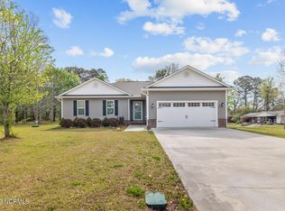 6 Victoria Rd, Jacksonville, NC 28546