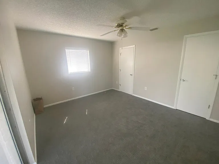 2258 Iris Way #2258 — Photo 6