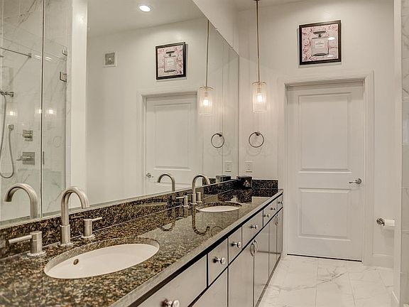 5th image of 300 Saint Joseph Pkwy APT 301