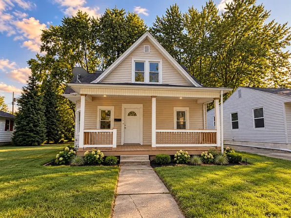 1011 W Tremont St, Champaign, IL 61821