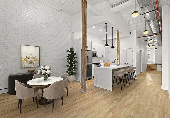3rd image of 717 Manhattan Ave APT 4A