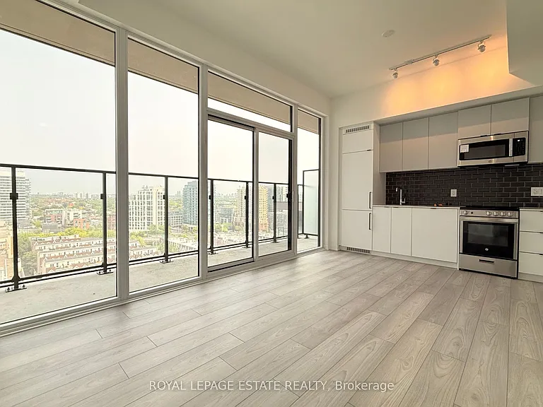 285 Dufferin St #1201 — Photo 9