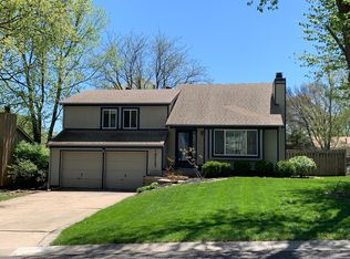 14717 W 91st Ter, Lenexa, KS 66215