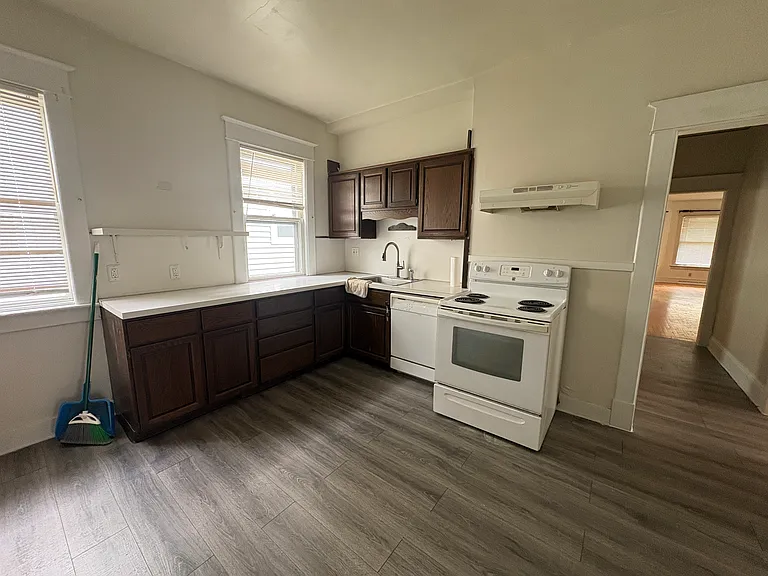 1855 Eastern Pkwy #1 — Photo 5