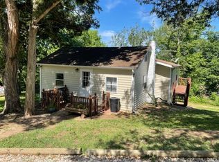 10451 Ferry Rd, Boonville, MO 65233