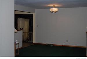 3rd image of 11 S Transit Hill Dr