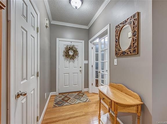 5th image of 3579 Waterford Ln